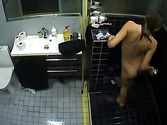 exercise sex mom w prysznic