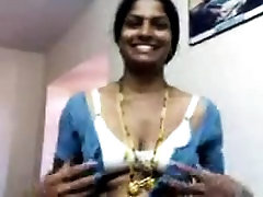 Hot Telugu Aunty Display Herself To Cu