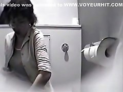 Spy indian srtip in toilet
