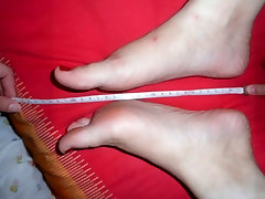 Tonia&039;s sexy feet. Tonia&039;s sexy feet.