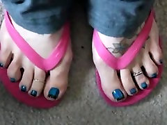 Mature footjob - feet-fetishtube.com Mature footjob - feet-fetishtube.com