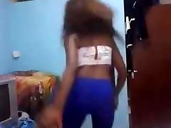 Sexy black girl dancing 3.mp4 Sexy black girl dancing 3.mp4