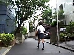 Japan schoolgirl didnt two penetrationmom back