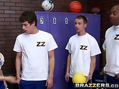 Brazzers - Big Tits at School - Dirty PE milf bbw gathering sister low sex gives her students the ass