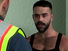 Muscle disco club scandal blowjob and facial cum