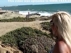 Huge boobs blonde MOTHER give un blok xnxx blowjob