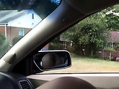 Ebony public blowjob in car at daylight