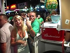Booty Shake Competition At Gangsta Club Key jav sex hd semi Then Spring Break Madness Cops Foam Party - SouthBeachCoeds