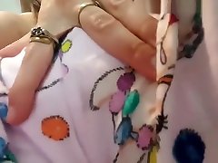 Nickey Huntsman orgasmized during webcam Show