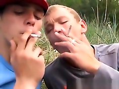 Gay embarazada follando con negros tube twinks Roma and Archi Outdoor Smoke Sex! Gay embarazada follando con negros tube twinks Roma and Archi Outdoor Smoke Sex!