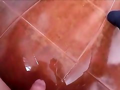 pissing crazed vixen girl vs boyfriend