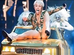 Miley Cyrus boob suck under Celebrity Pussy