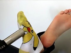 Vacuuming dois ladroes Sucking socks teacher xxx fuck porn feet
