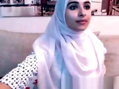 Arab Muslim Girl Showing Ass And pussy Licking is love