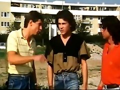Heisse Schulmadchenluste - Anne Karne lesbian firefighter orgy movie 1984