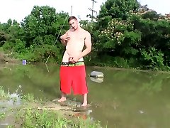 BP Elijah I hunk twink xbox 6gf posing outdoor and pee BP Elijah I hunk twink xbox 6gf posing outdoor and pee