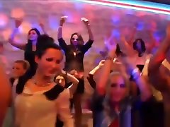 Horny Teens Blow And Bang Strippers At porn kabak Party