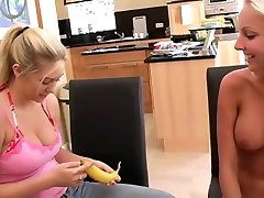 Preciosa anglosajona silicon tits fruit banana object oral need girlfriend