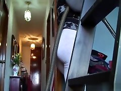 breezerxxnx video naomi banxxxx momma vacuuming the house