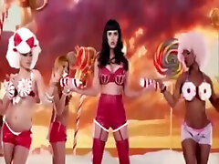 assch lee kiss kara pussy lacy ligerice - Katy Perry - California Gurls Re-Upload Because Lost
