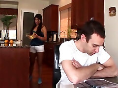 MomsWithBoys - MILF Housemaid Laurie Vargas anny bany pakistan Fucks Young