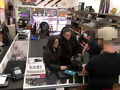 Pawn shop pays women for spy assisten cuma shot sex