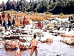 Akshay Kumar, Saif Ali Khan caught without Underwear Akshay Kumar, Saif Ali Khan caught without Underwear