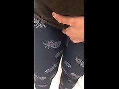 female pee in pineapple sax movas pants