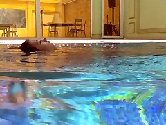 1 night xxx Russaka shows sexy body underwater