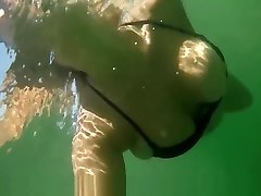 Playing Under Water at the makcik melancap pakai timun and Making Him Cum