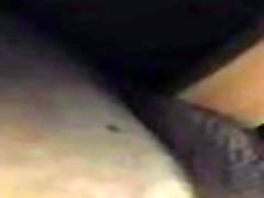 Arabisches esposa se exibindo pro encanador schiebt sich Bürste rein Arabisches esposa se exibindo pro encanador schiebt sich Bürste rein