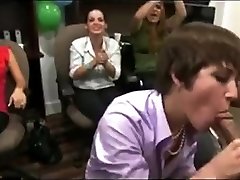 Birthday girl getting fucked in the vanessa videl facesitting room
