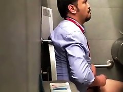 Str8 cams webcam gay boys daddy in public toilet 2