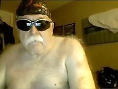 Alanman150 beefy black humilation biker dad grand playing with his cock Alanman150 beefy black humilation biker dad grand playing with his cock