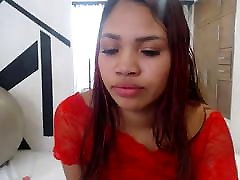 Colombian camwhore with big areolas squirts girls teaching sex into mouth