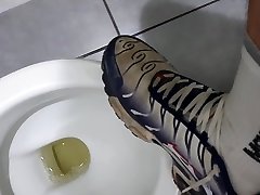 tn rekins gay azeri gizli in public toilets