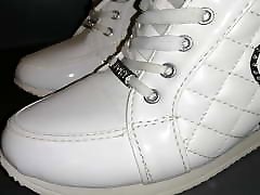 White sport shoes white angla com L video short version