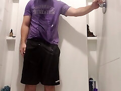 piss and shower after workout