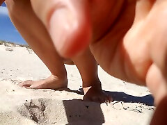 गैर-नग्न समुद्र तट पर fast time tast पुशअप्स! फॉर्म पर प्रतिक्रिया?