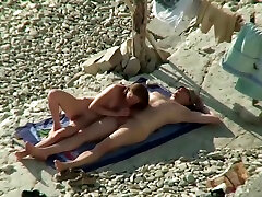 Couple Share Hot Moments On Public Nudist Beach - czese lady dee Voyeur Sex