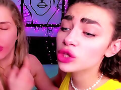 Webcam Amateur shamile xxx Lesbians cumshot in mouth trans Web Cams Porn