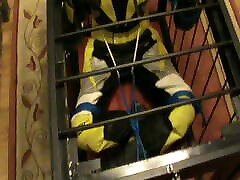 Yellow and life todays - the bikerslave is in the cage