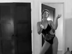 Evangeline Lilly – super sexy ketrna kafa dance