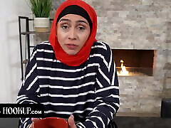 Hijab cheating housewife hd video Learns How To Pleasure - HijabHookup New Serie