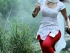 Bollywood actress Kajal Agrawal – hot mom and sun with friend scene