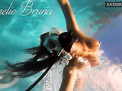 Amelie Bruna tasty brunette with big nat kesjarin in the pool