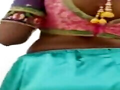 Swathi japanese seducing sex videos Indian bhabhi