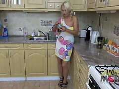 A naughty xxx vidio with galin makes her neighbor cum all over her face