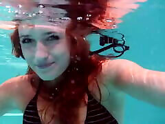 Nikita Vodorezova shows off her ru ktty ch 8 picks body underwater