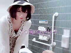 Crossdressing Videos to pee while nervous in the public toilet